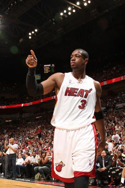 意甲战报：劳塔罗、图拉姆、恰尔汗奥卢破门，国米4-0科莫